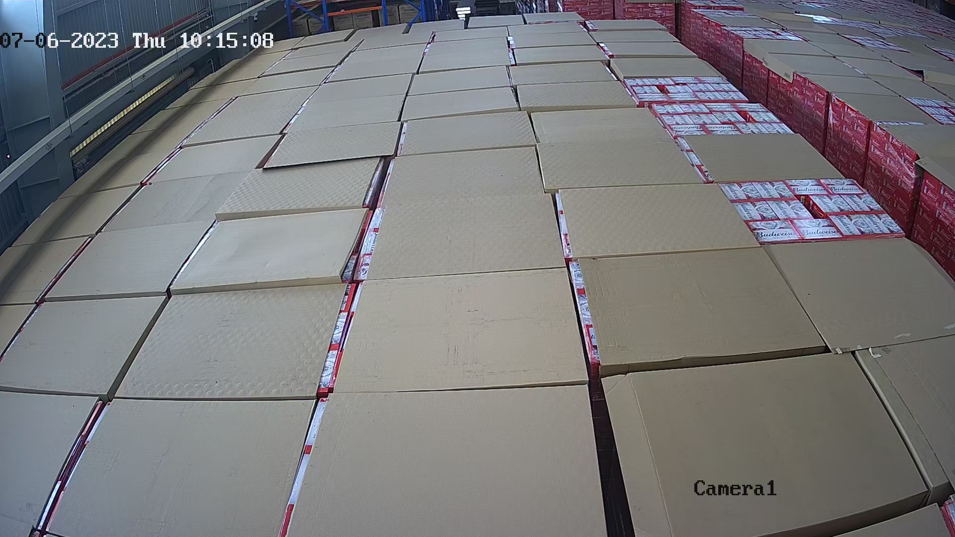 Hình  Loại Camera Giá re  thực tế  Công nghệ hình ảnh sắc nét với 4.0 MP của bộ Bộ Camera Kho Hàng Sắc Nét Ultra 2K Giá Rẻ sử dụng mã DH-IPC-HFW1430S1-A-S5